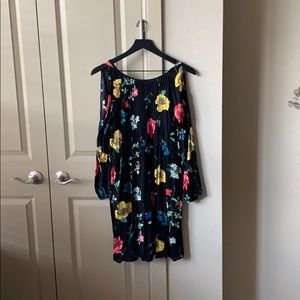 Open shoulder shift dress